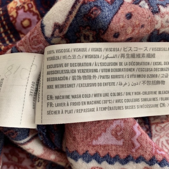 Hollister Crop Top SZ - S - Picture 5 of 5